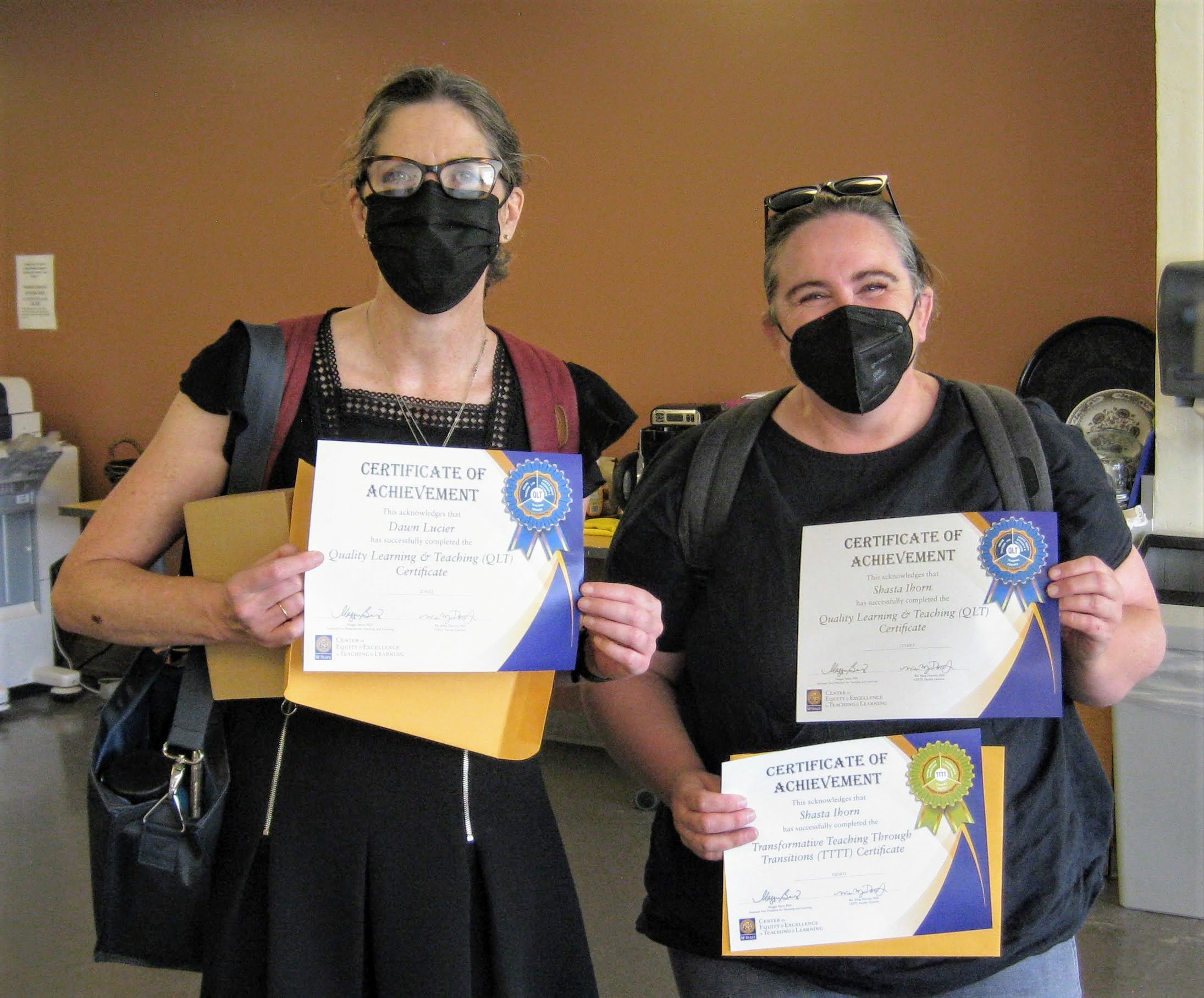 People receiving CEETL Faculty Recognition Certificate